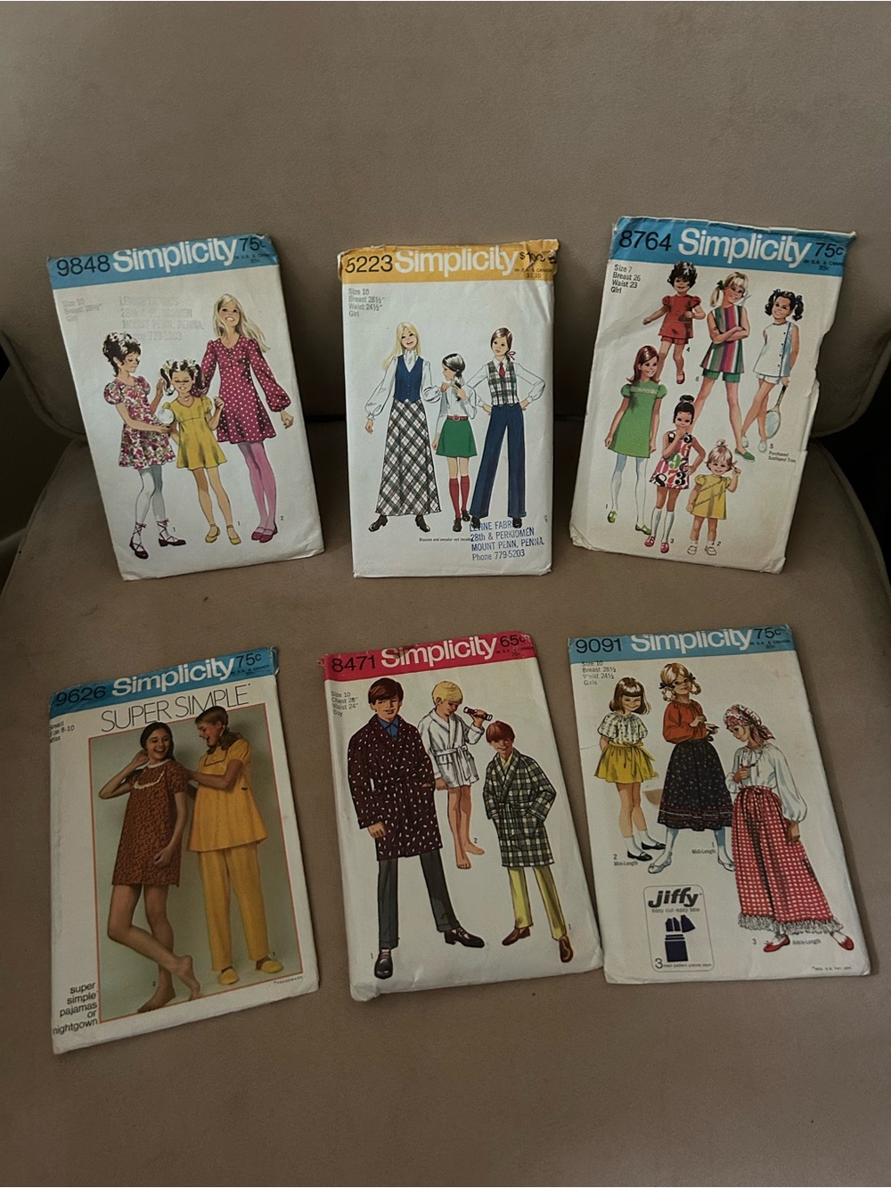 Vintage (6) Simplicity Sewing Patterns, Assorted 60s-70s Girls & 1 boys Robe